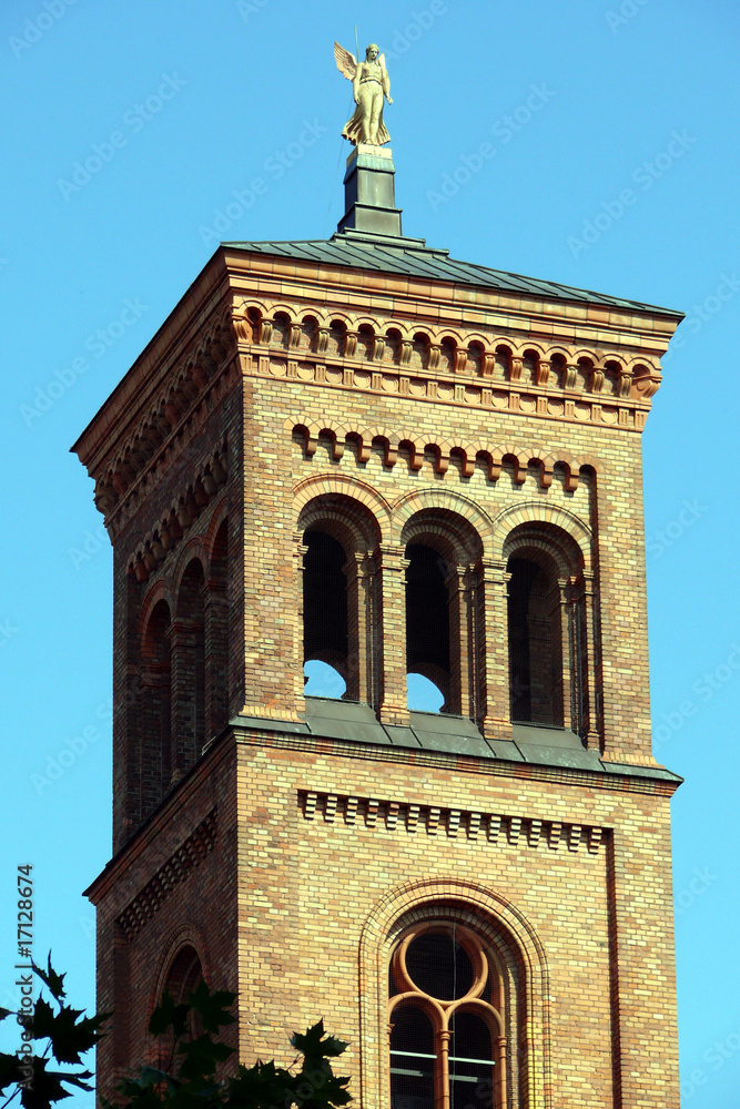 Turm der St.-Thomas-Kirche