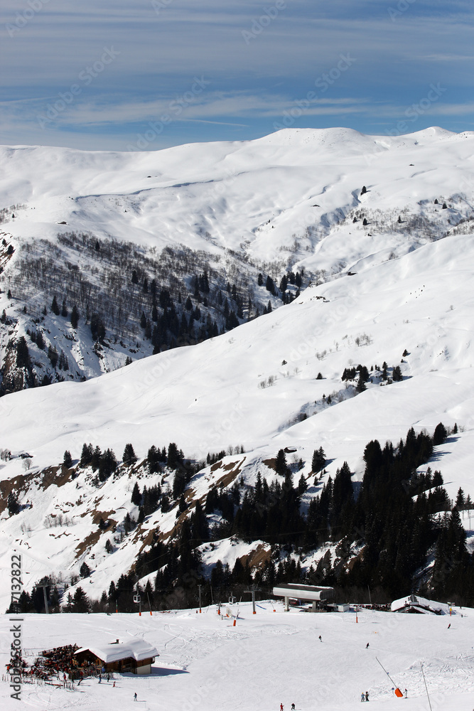 Fototapeta premium station de sport d'hiver