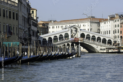 Gondolas in front of the Rialto bridge