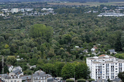 Vue aérienne de la ville de Bourges photo