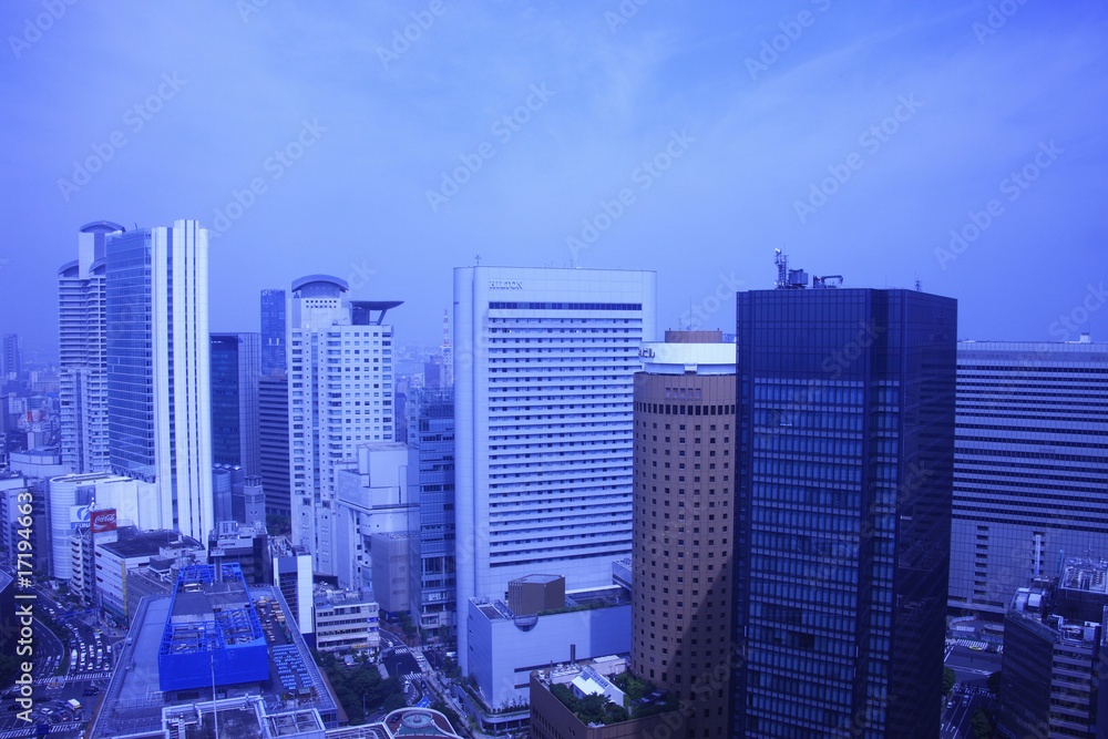 Fototapeta premium 大阪のビル街