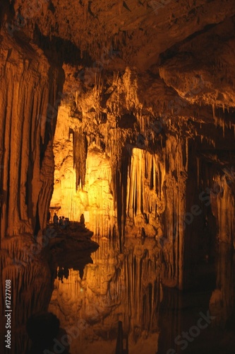 Höhle aus Gold photo