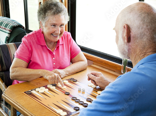 Fotografija RV Seniors Play Backgammon