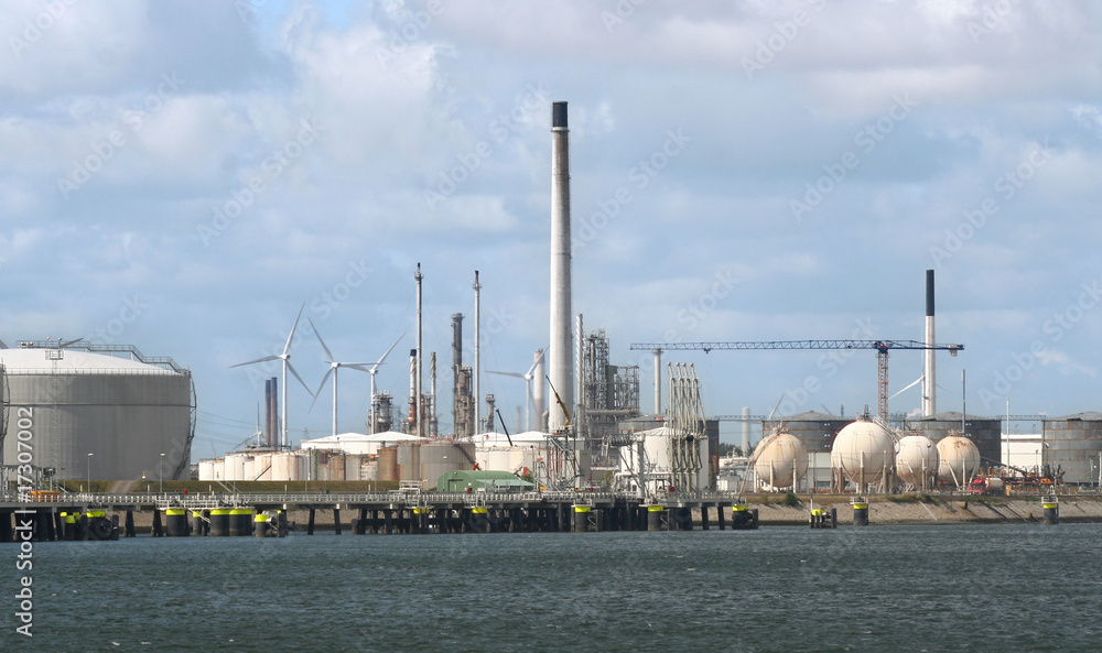 Wind turbines and Oil Industry in Rotterdam Harbor Wind turbines and Oil Industry in Rotterdam Harbor