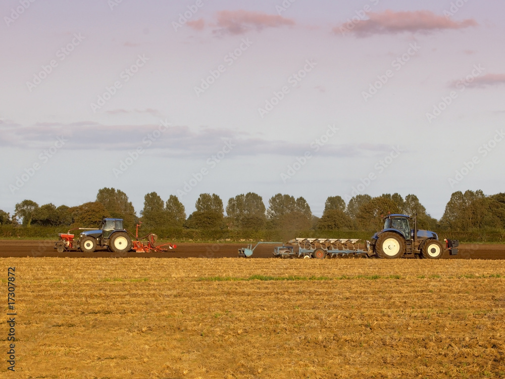 Obraz premium plowing rolling and drilling