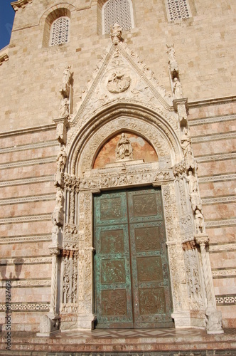 Portale del Duomo di Messina © vocecontrovento