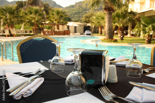 Served table