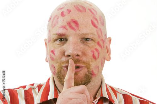 Foto secret kisses