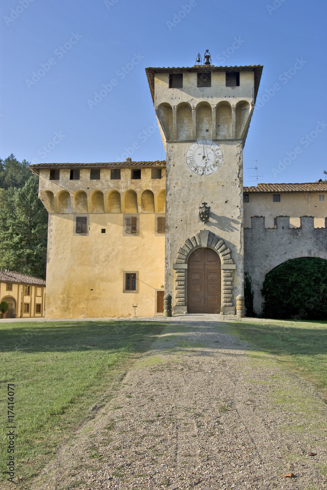 Toscana, villa Medicea di Cafaggiolo 2