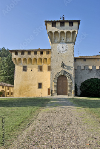 Toscana, villa Medicea di Cafaggiolo 2