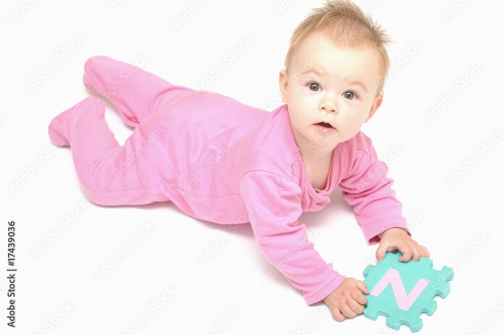 bébé et casse-tete bébé et casse-tete