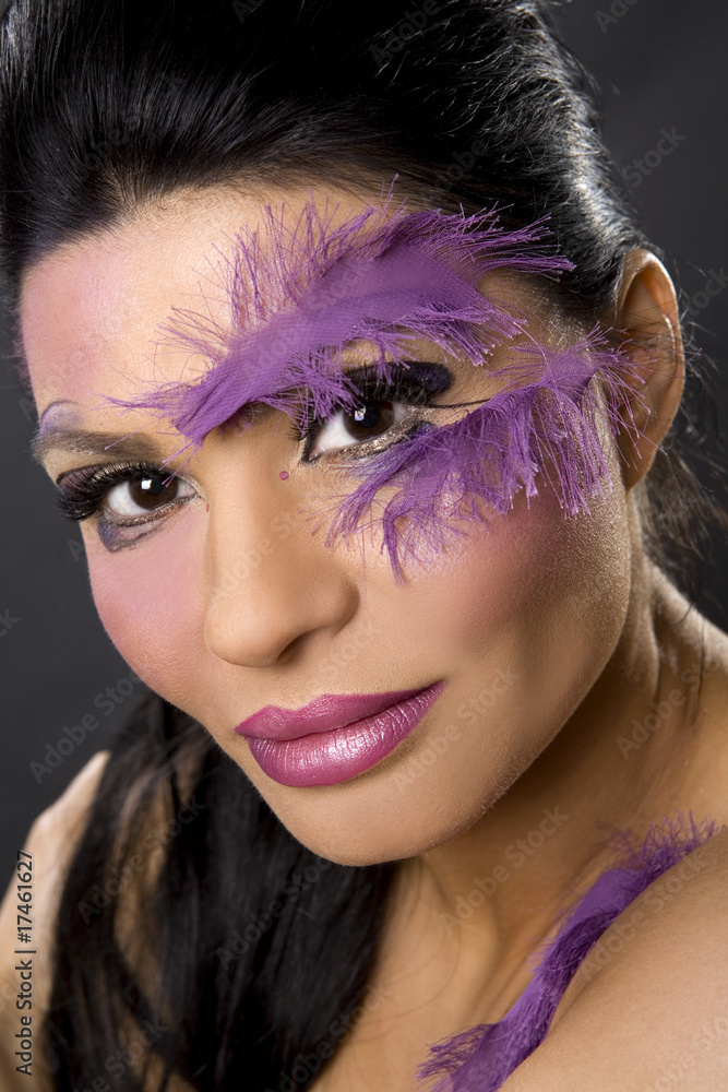 Naklejka premium woman in purple