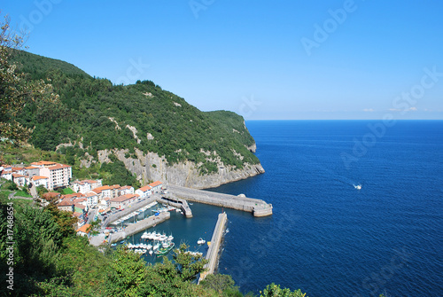 Port d'Elantxobe photo