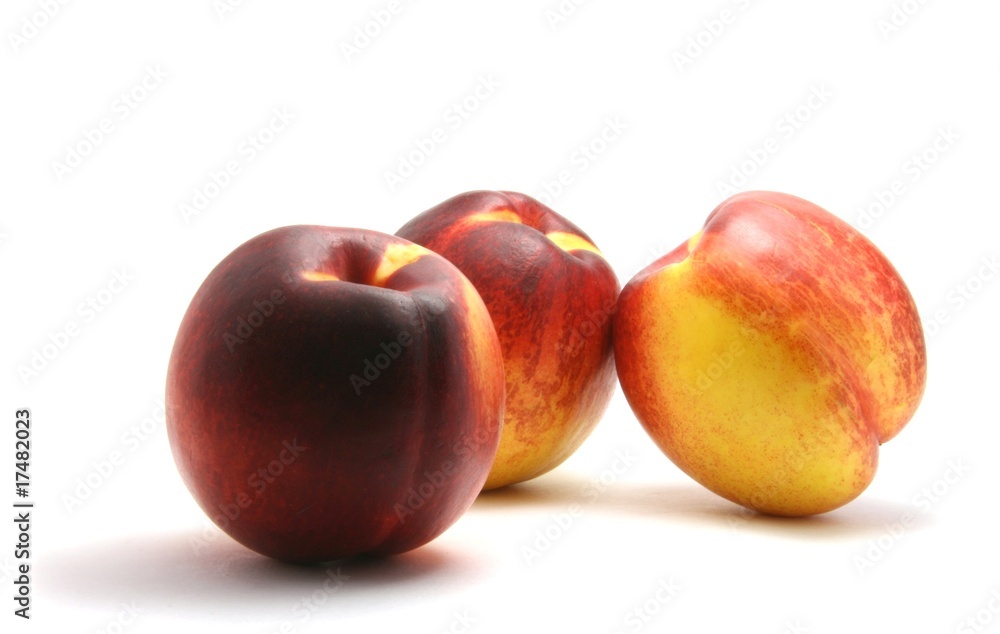 3 peaches