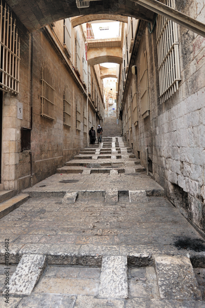 2 women at a narrow street with 2 women at a narrow street with