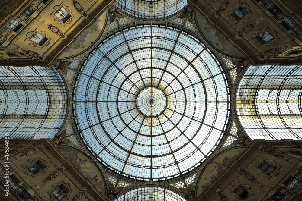 Galleria Vittorio Emanuele II, arcade, Milan, Lombardy, Italy