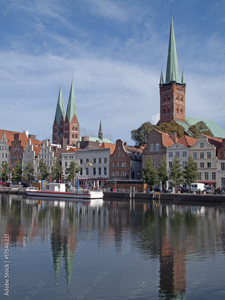 Am Fluss Trave in Lübeck, Deutschland