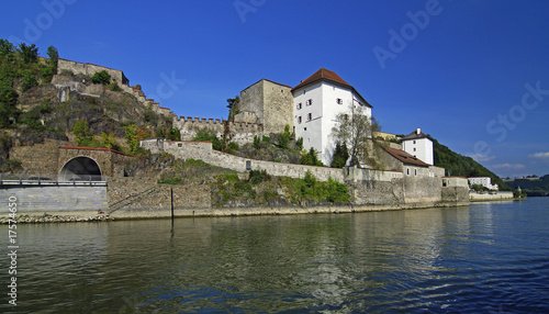 Geschichte neben dem Donauufer in Passau