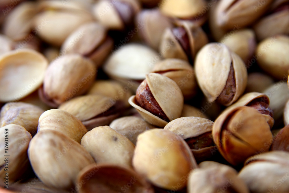 pistachios pistachios