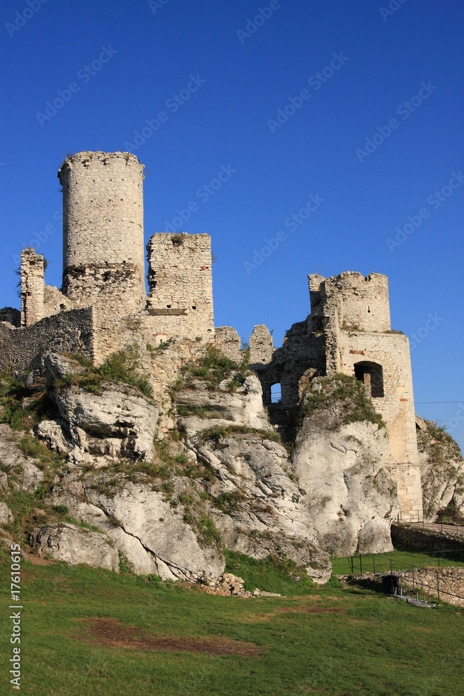 Trzy wieże zamku w Ogrodzieńcu