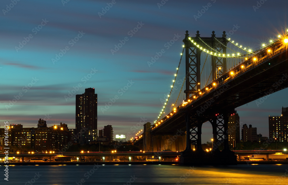 Obraz premium Most na Manhattanie