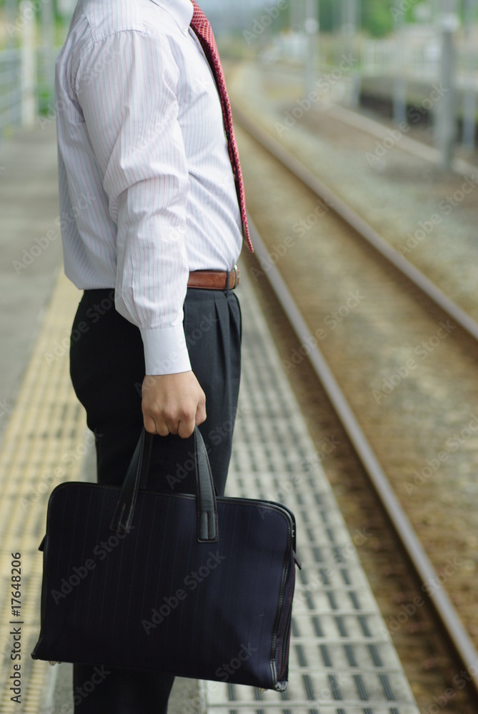電車待ち 電車待ち