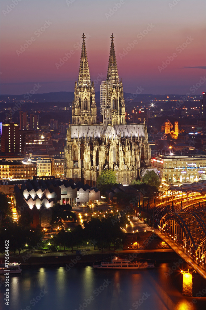 Obraz premium Kölner Dom Sonnenuntergang