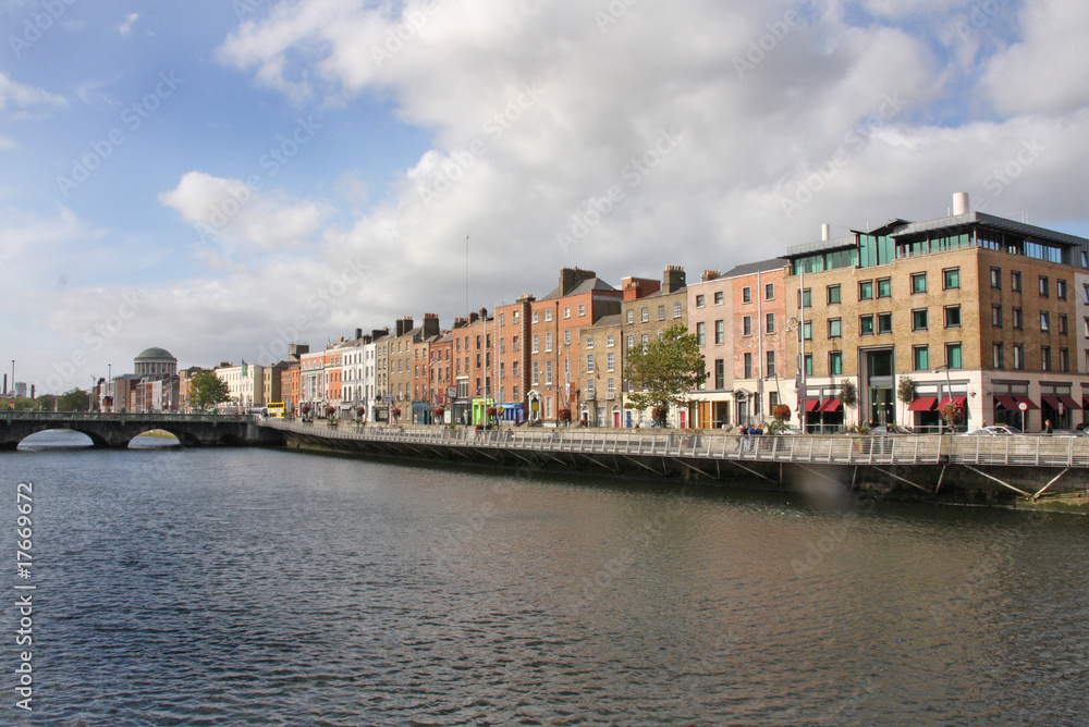 Dublin vom Fluß Liffey aus
