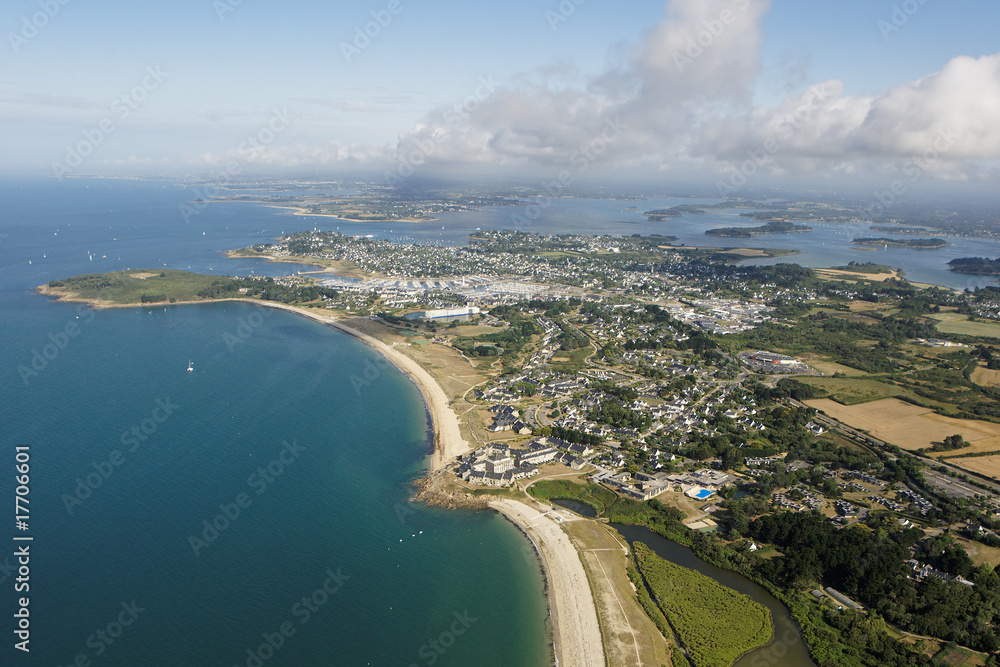 vue aerienne de Kerjouanno, Port Crouesty, Arzon, Golfe du Morbi vue aerienne de Kerjouanno, Port Crouesty, Arzon, Golfe du Morbi