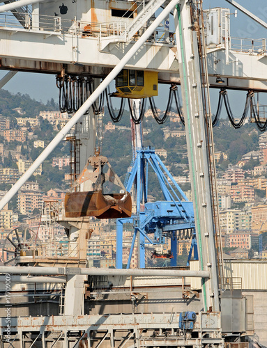 port cranes