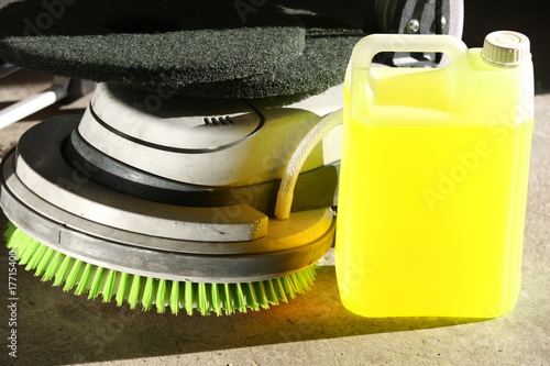 monobrosse