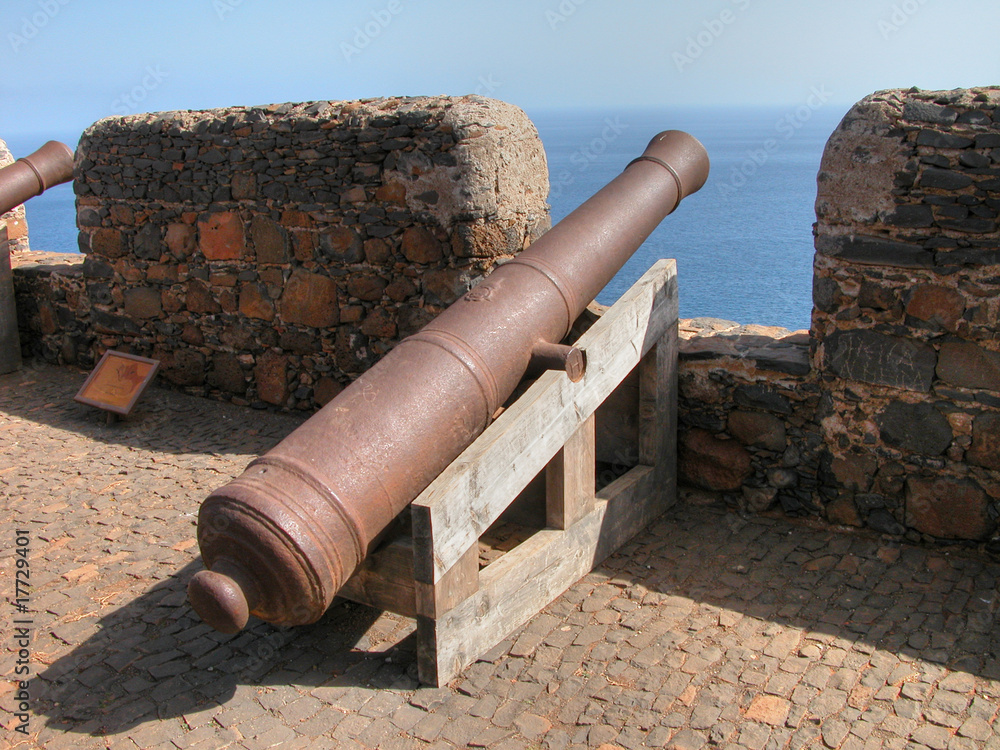 Cannons in Capo Verde. May 2003