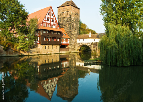 Weinstadel und Herkersteg in Nürnberg photo