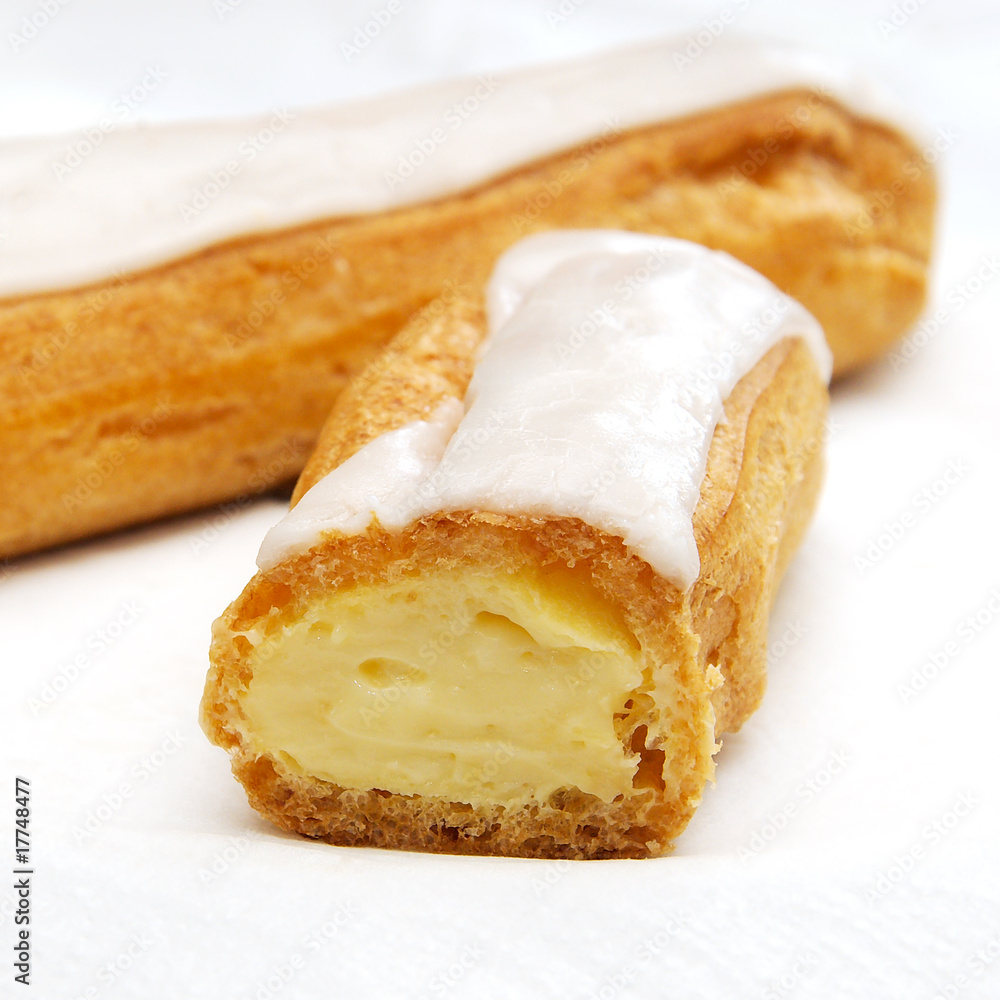 éclair fourré au pouding éclair fourré au pouding