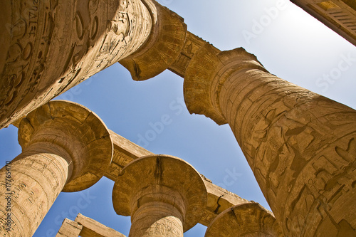 Säulen von Karnak photo