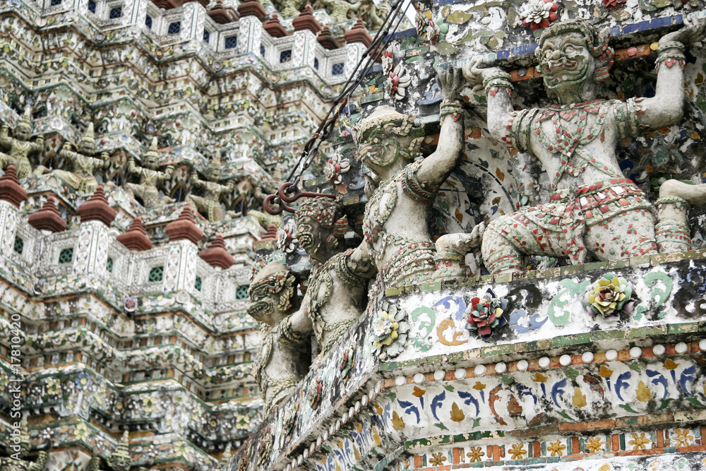 Fototapeta premium temple of the dawn bangkok