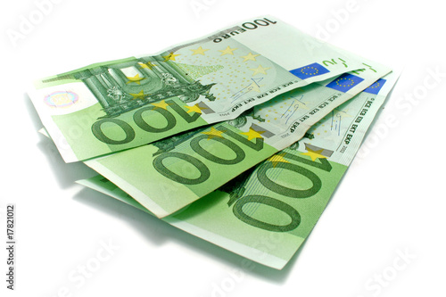 3 billet de 100 euros