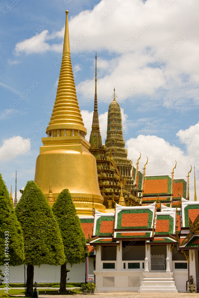 Fototapeta premium The temple in the Grand palace area in Bangkok, Thailand