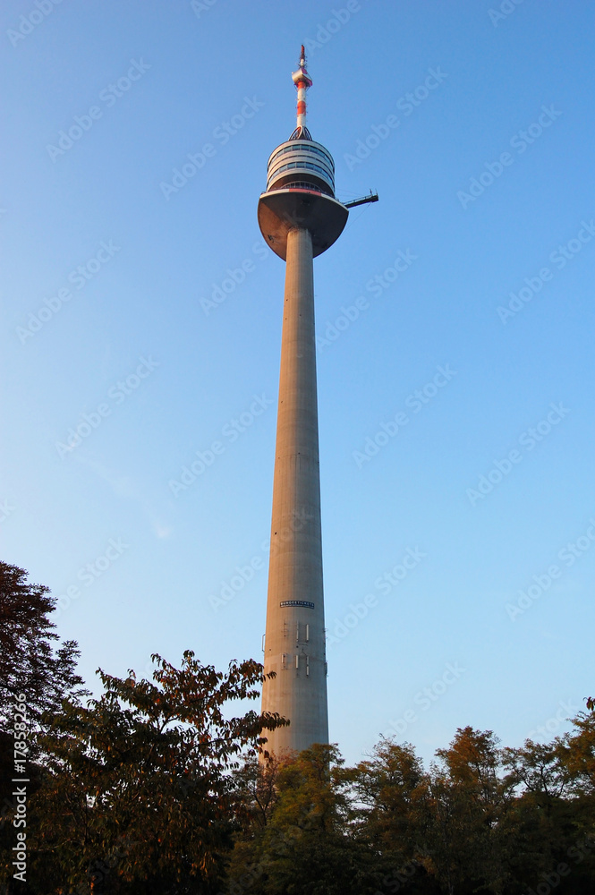 Obraz premium Austria Vienna - Danube Tower