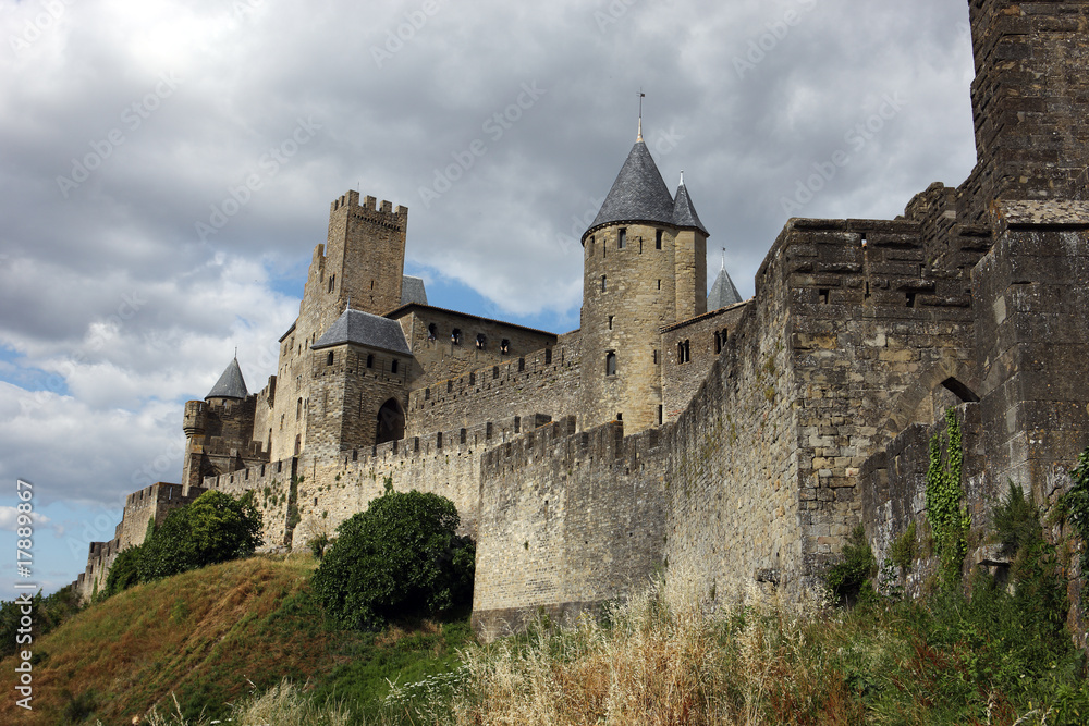 nuage sur carcassonne