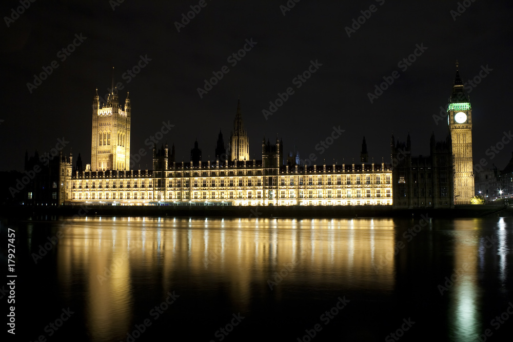 The Big Ben and the Parliament illuminated at night