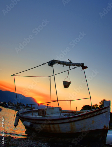 Fototapeta Naklejka Na Ścianę i Meble -  Fishing boat