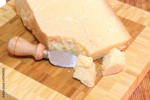 formaggio grana photo