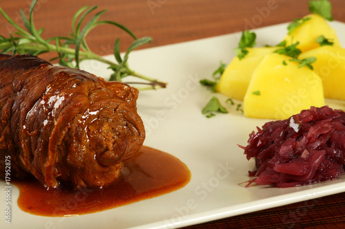 Rouladen mit Kartoffeln