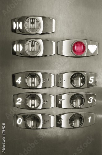 Lift buttons with a heart symbol