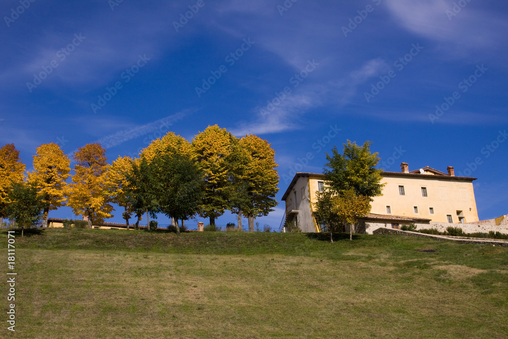 tuscany countryside house