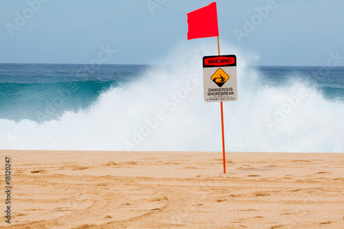 Fotografie Dangerous Shore Break