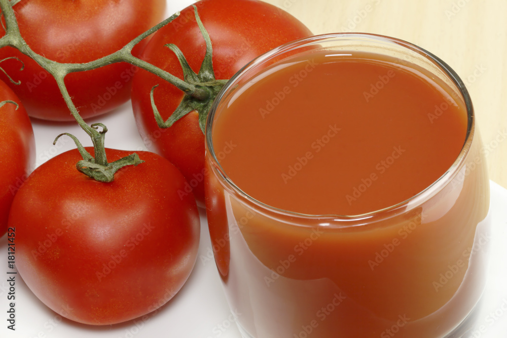Juice and tomatoes Juice and tomatoes