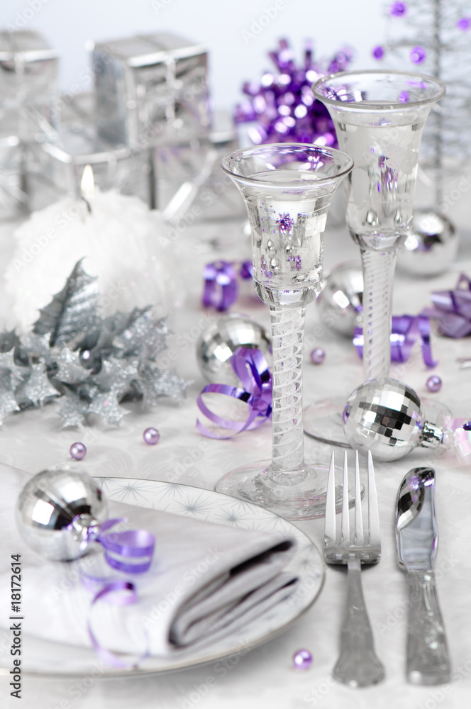 Fototapeta premium Christmas Wine Table Setting