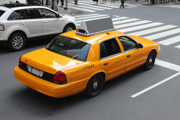 Sierkussen New York taxi Klassieke New Yorkse cab op straat  © GVictoria